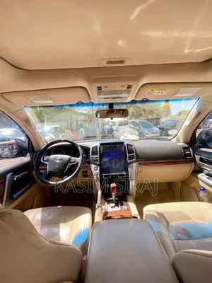 Toyota Land Cruiser 4.5 V8 GX-R 2014 Silver