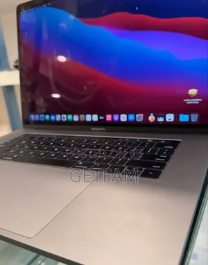 New Laptop Apple MacBook 2016 16GB Intel Core I7 SSD 256GB