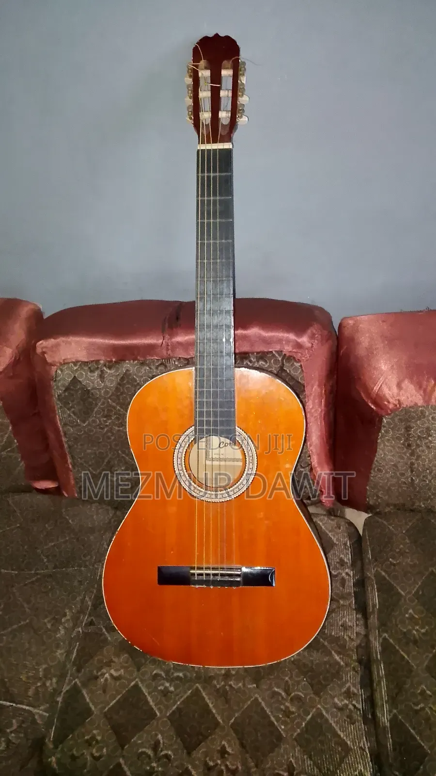 Condor Classical Acoustic Guitar