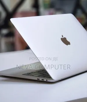 New Laptop Apple MacBook Pro 2019 8GB Intel Core I5 SSD 256GB