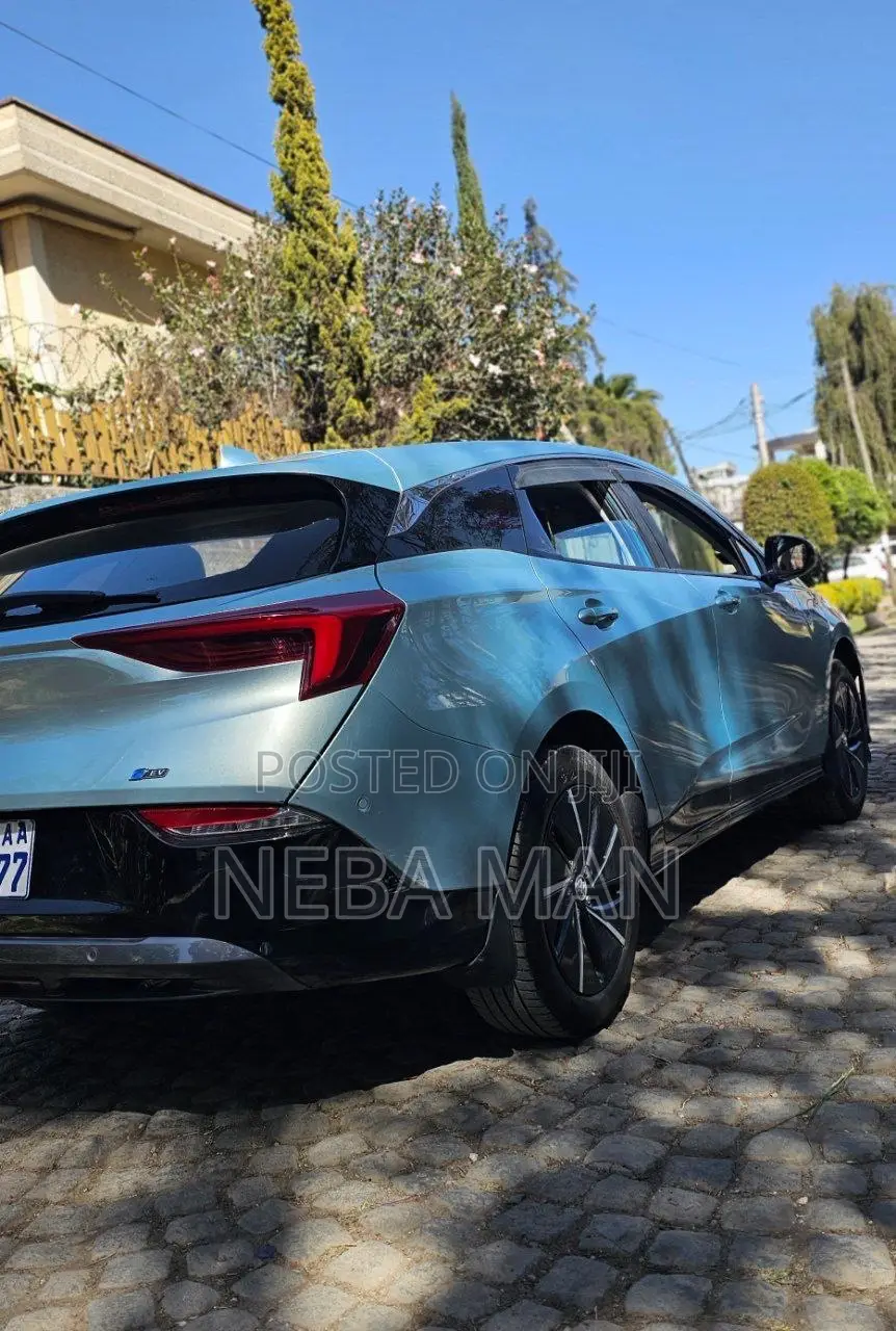 Buick Velite 6 Electric 61 kWh Front Wheel 2024 Blue