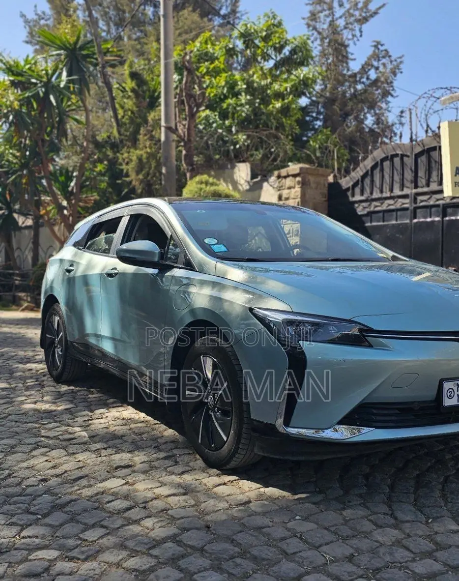 Buick Velite 6 Electric 61 kWh Front Wheel 2024 Blue