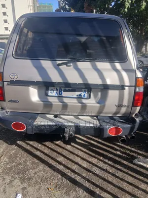 Toyota Land Cruiser 1995 Silver