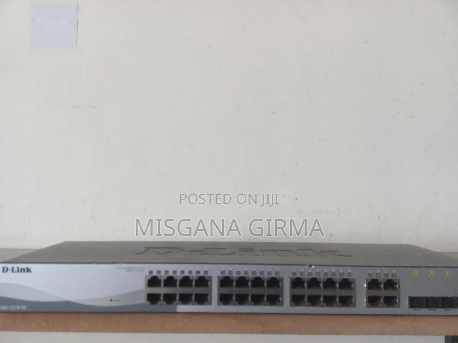 D-Link 24x Gigabit Ports Switch