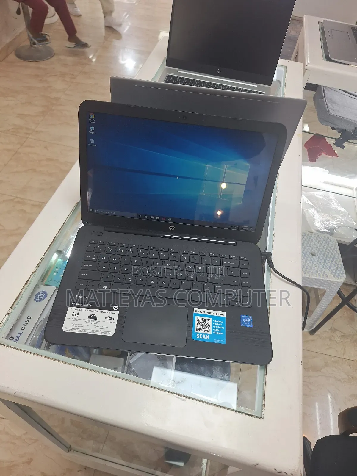 Laptop HP 4GB Intel Pentium SSD 32GB