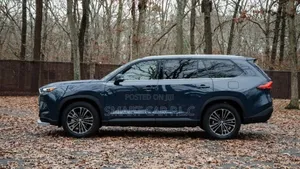 New Toyota Grand Highlander Hybrid MAX Platinum AWD 2025 Gray