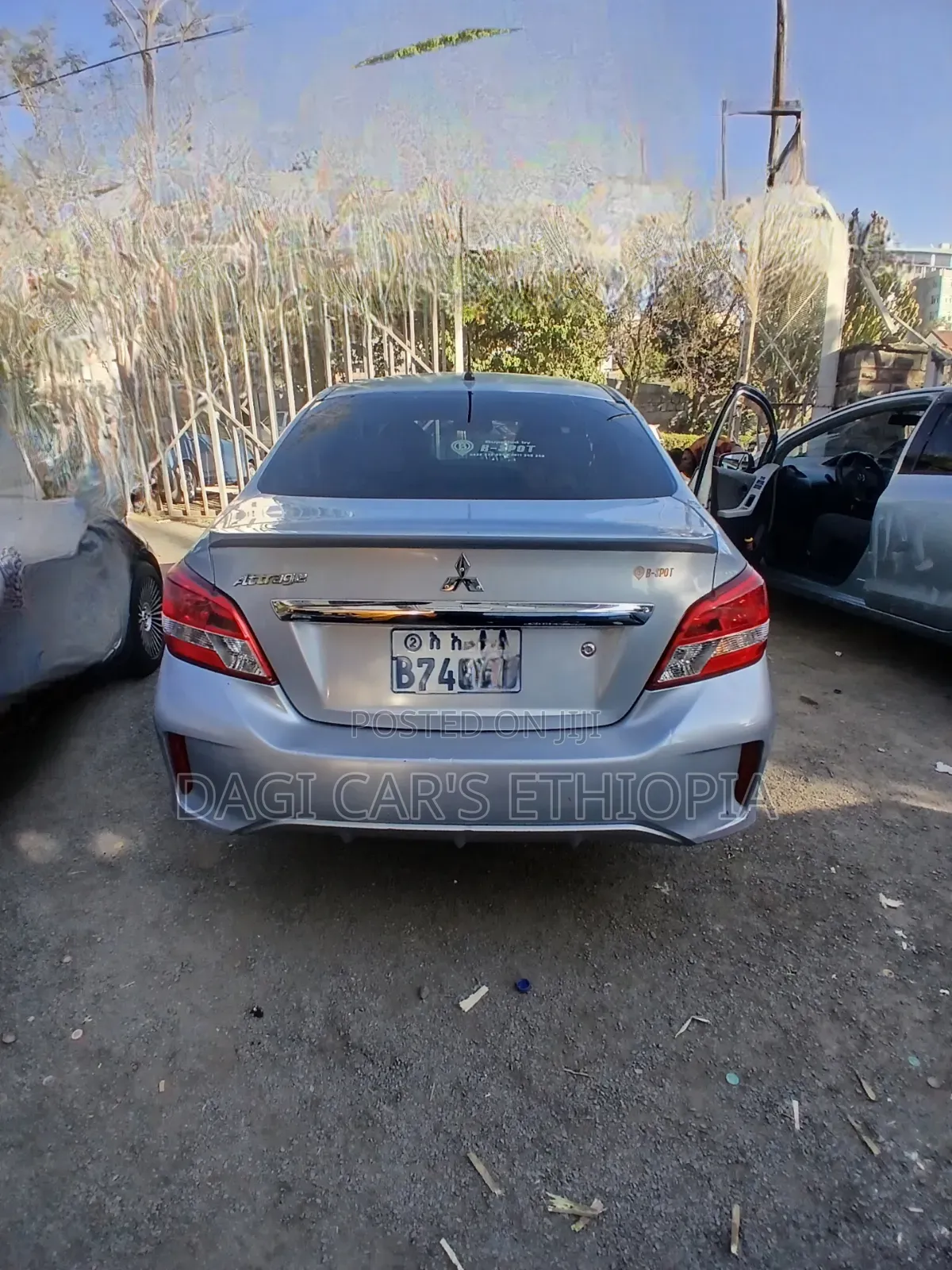 Mitsubishi Attrage 2021 Silver