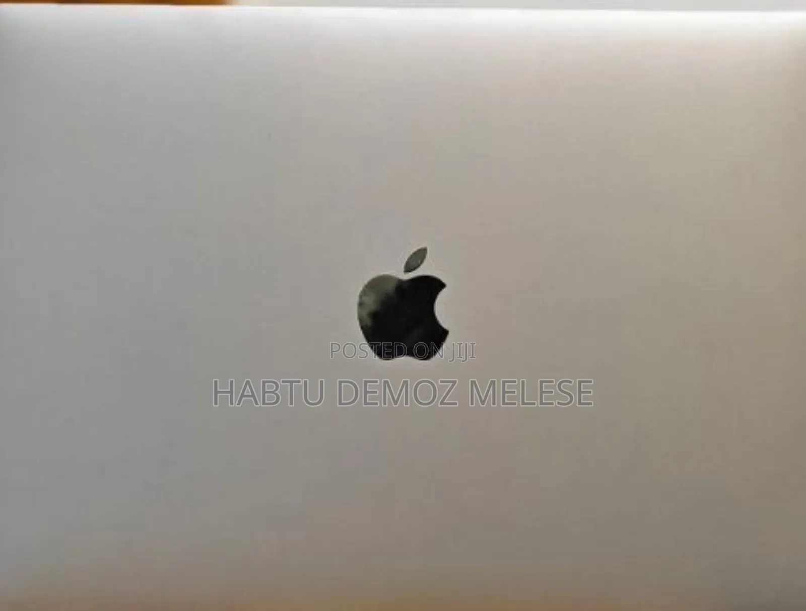 New Laptop Apple MacBook Air 2020 M1 8GB Apple M1 SSD 256GB