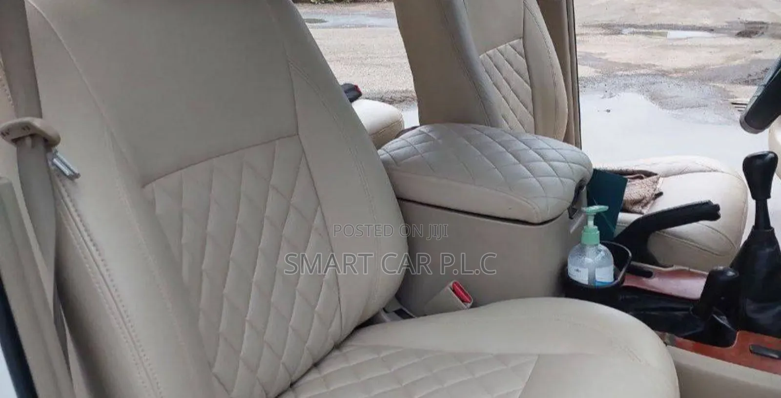 Toyota Land Cruiser 2007 White