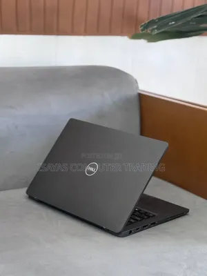 New Laptop Dell Latitude 7300 8GB Intel Core I7 SSD 256GB
