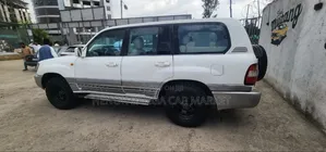 Toyota Land Cruiser 2007 White