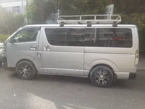 Toyota HiAce 2007 Silver