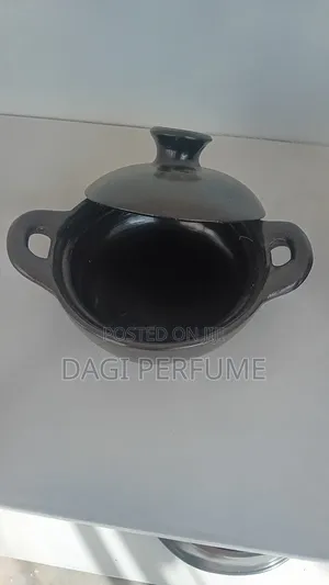 ባህላዊ ሸክላ ድስት