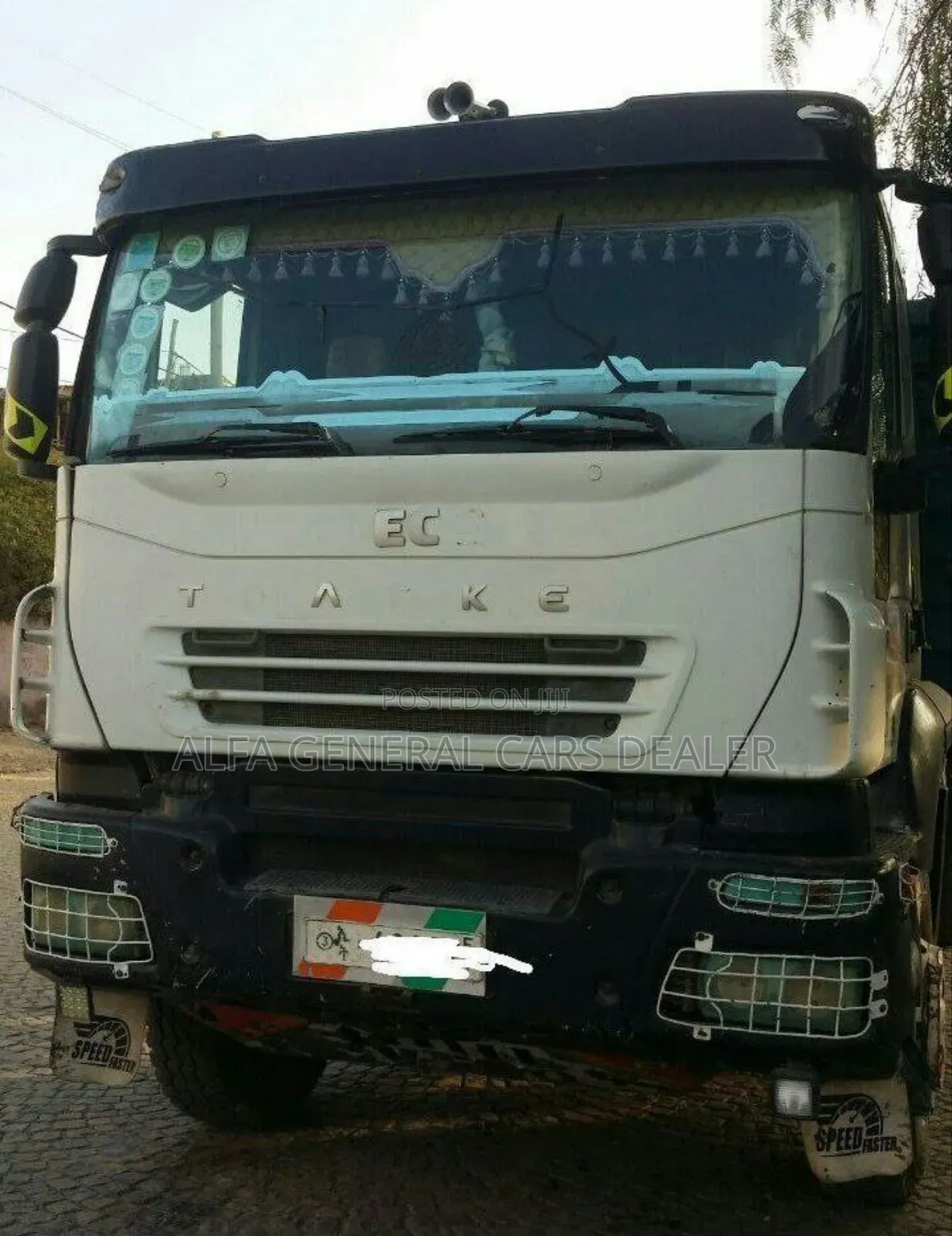 2009 ሞዴል Iveco ኦባማ ከነ ተሳቢው