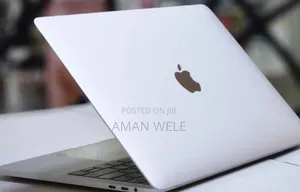 New Laptop Apple MacBook Pro 2018 8GB Intel Core I5 SSD 256GB