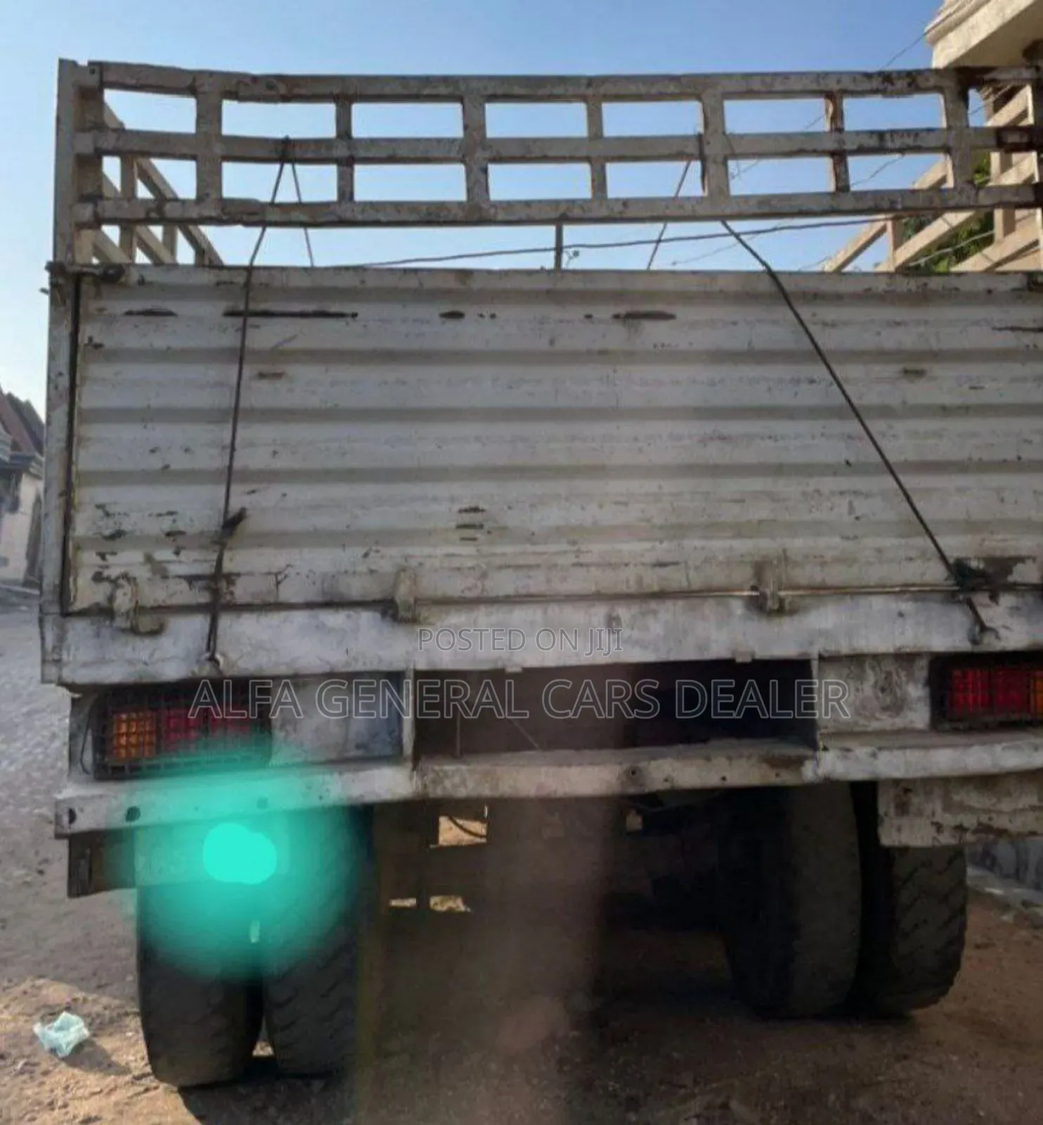 2006 ሞዴል ፋራ ትራከር ከነ ተሳቢው ጎማ%70