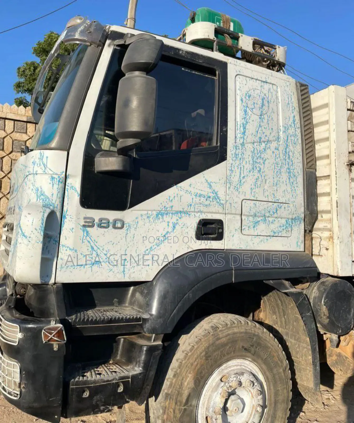 2006 ሞዴል ፋራ ትራከር ከነ ተሳቢው ጎማ%70