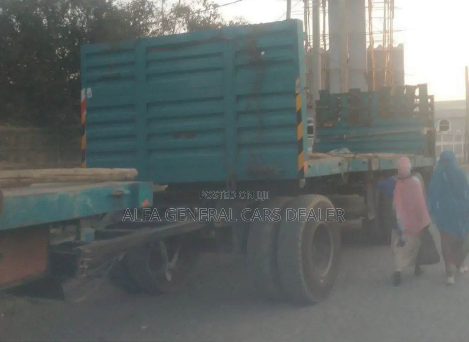 2006 ሞዴል ፋራ ትራከር ከነ ተሳቢው ጎማ%70