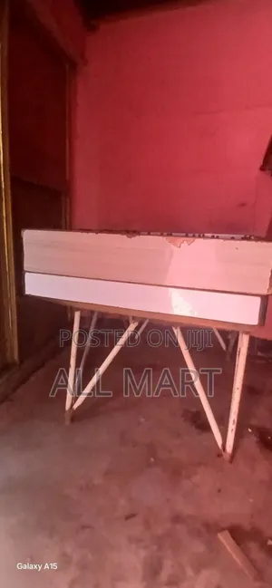 ያገለገለ ጆተኒ Available