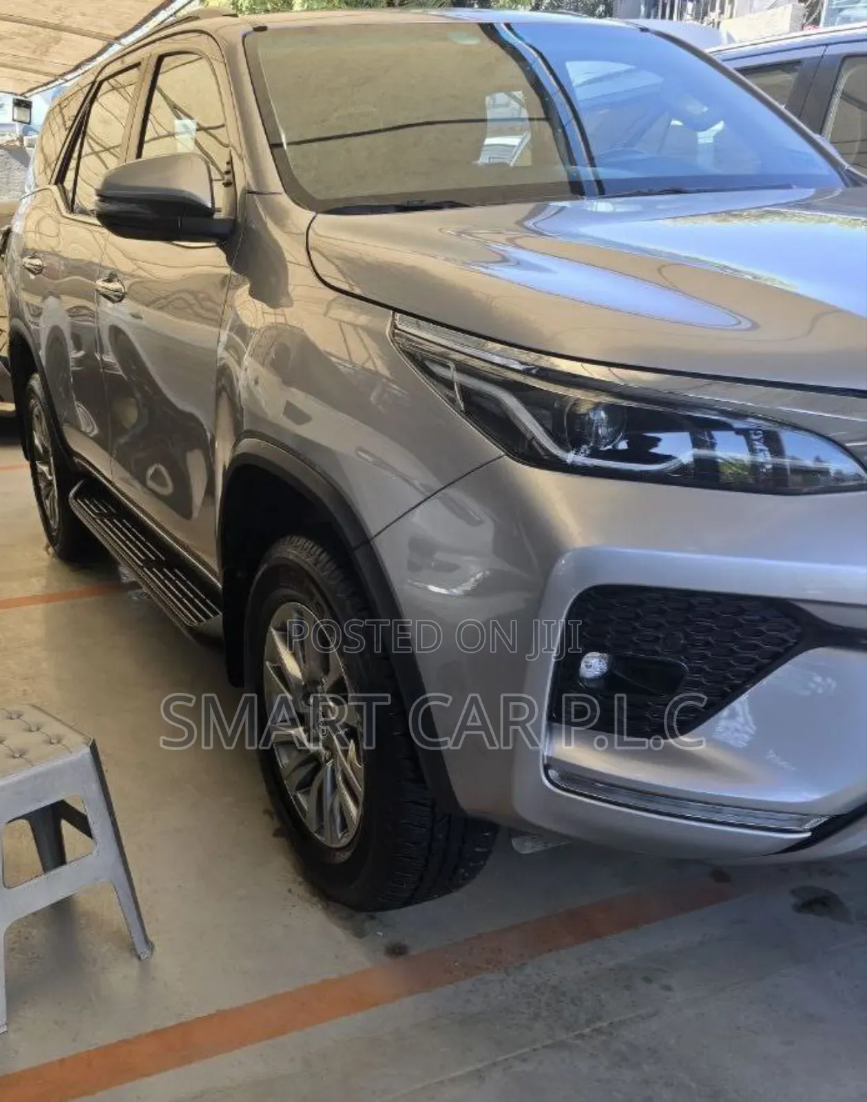 Toyota Fortuner 2023 Silver