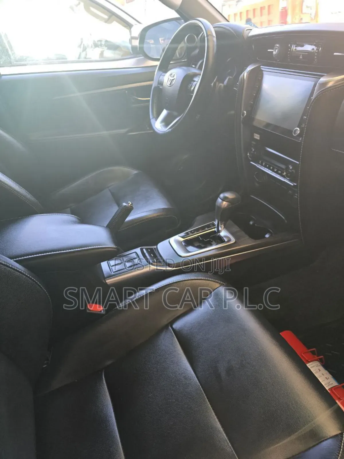 Toyota Fortuner 2023 Silver