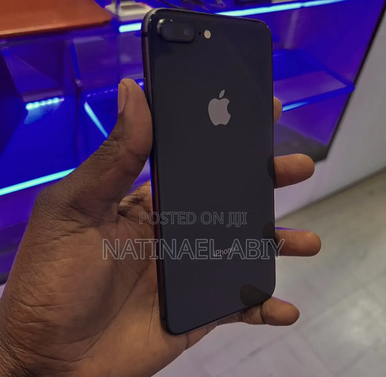 Apple iPhone 8 Plus 64 GB Black
