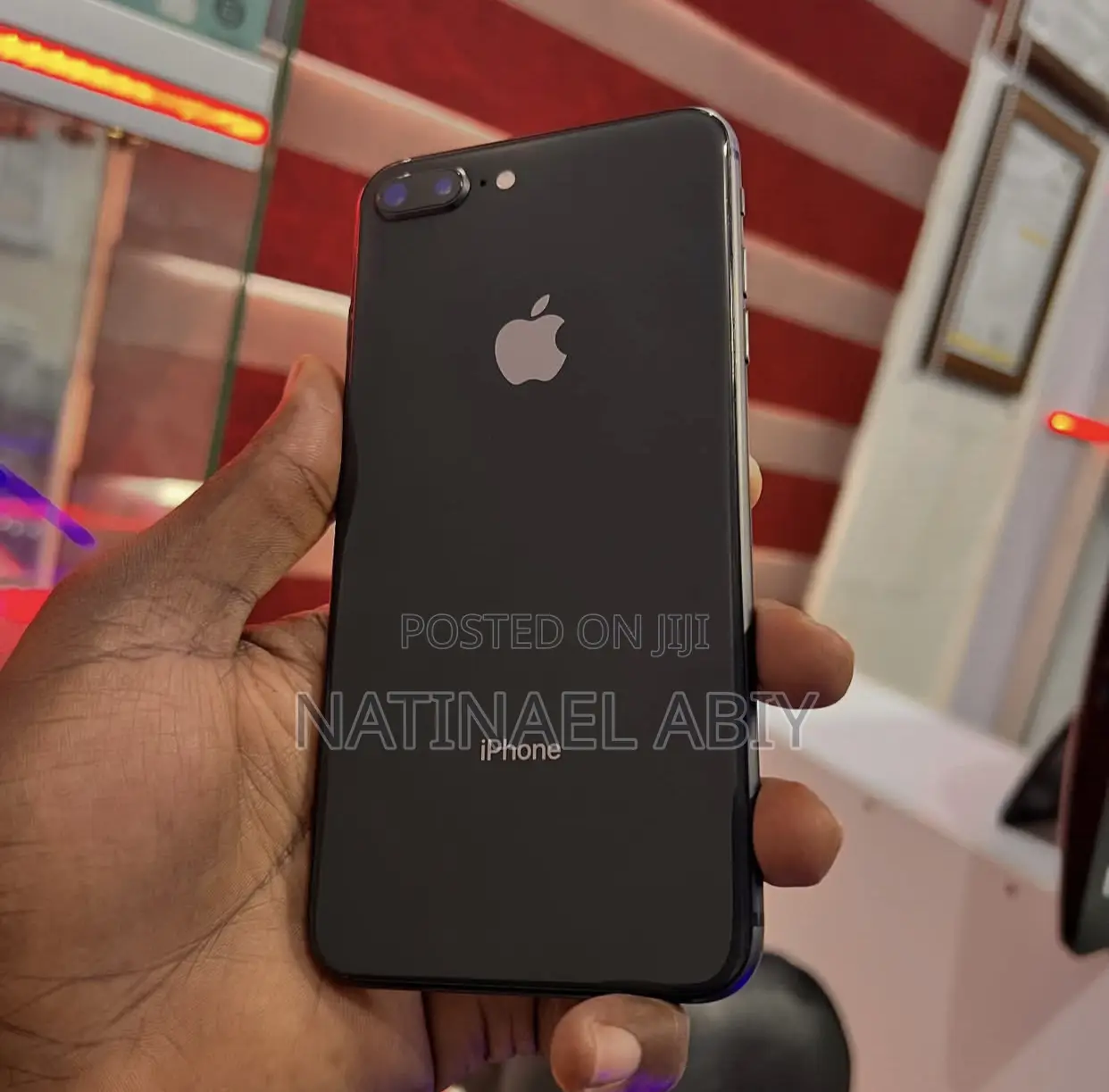 Apple iPhone 8 Plus 64 GB Black