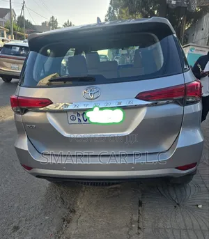 Toyota 4-Runner 2017 Gray