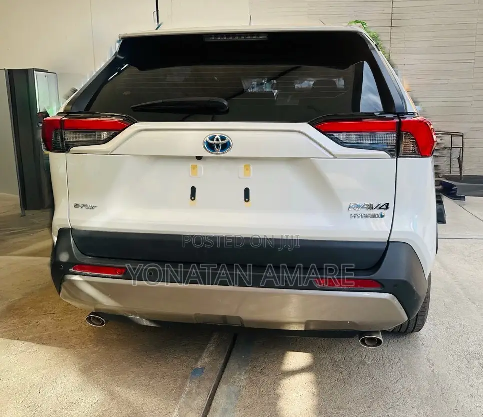 New Toyota RAV4 Limited 2025 White