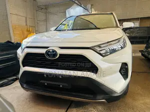 New Toyota RAV4 Limited 2025 White