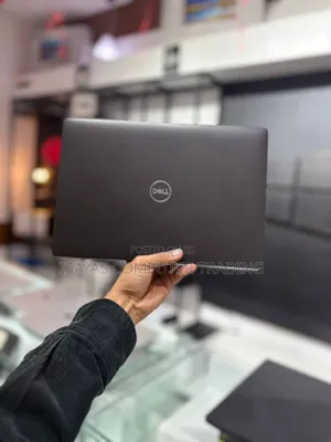 New Laptop Dell Latitude 7390 8GB Intel Core I5 SSD 256GB