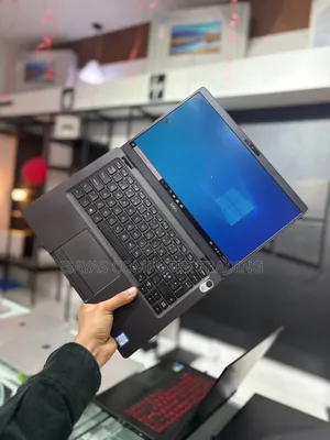 New Laptop Dell Latitude 7390 8GB Intel Core I5 SSD 256GB