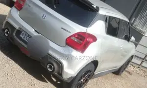 Suzuki Swift 2022 Silver