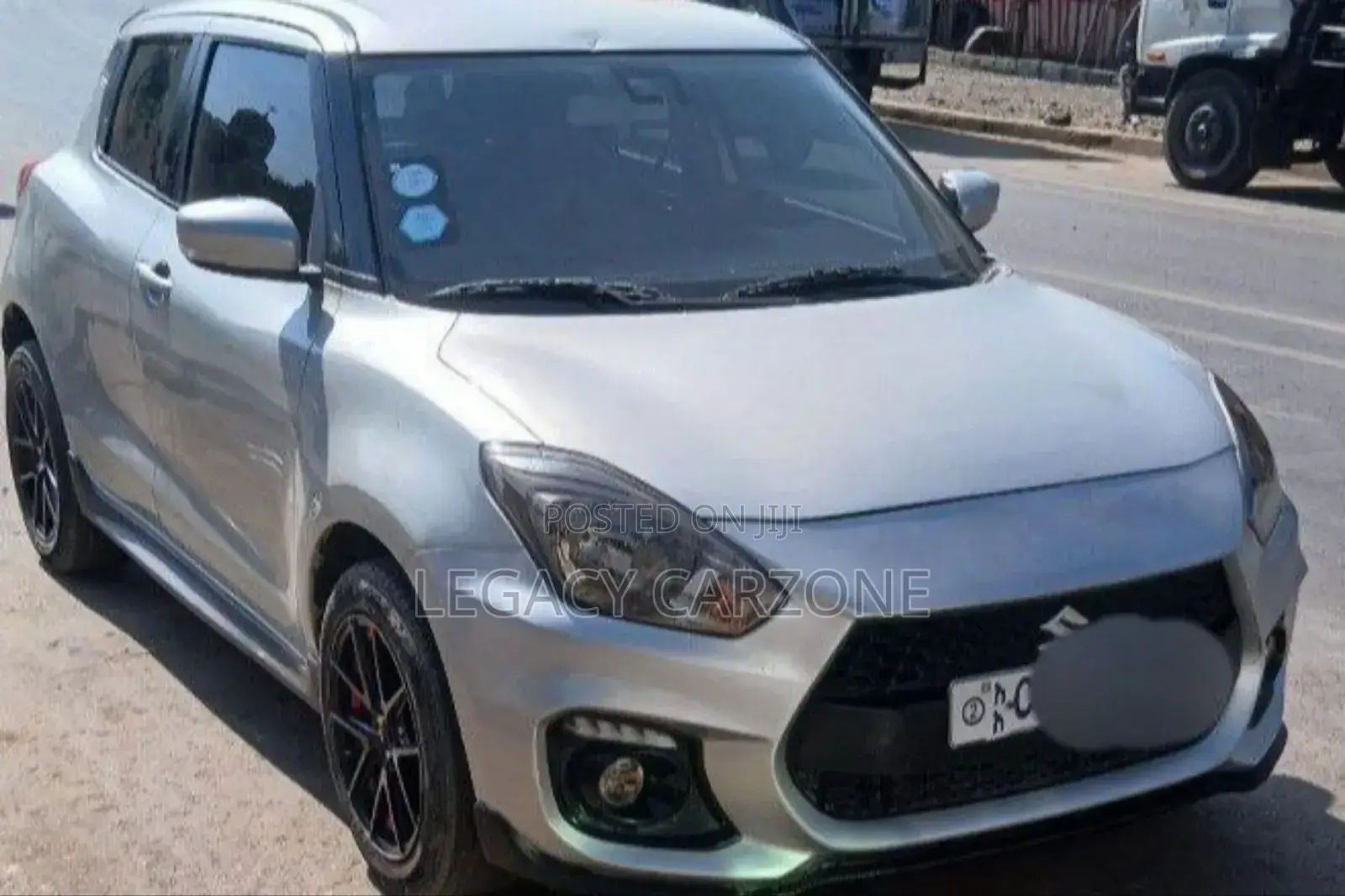 Suzuki Swift 2022 Silver