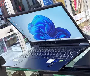 New Laptop HP Victus 15 16GB Intel Core I7 SSD 1T