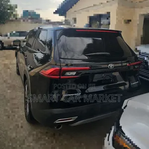 Toyota Grand Highlander Hybrid 2024 Black