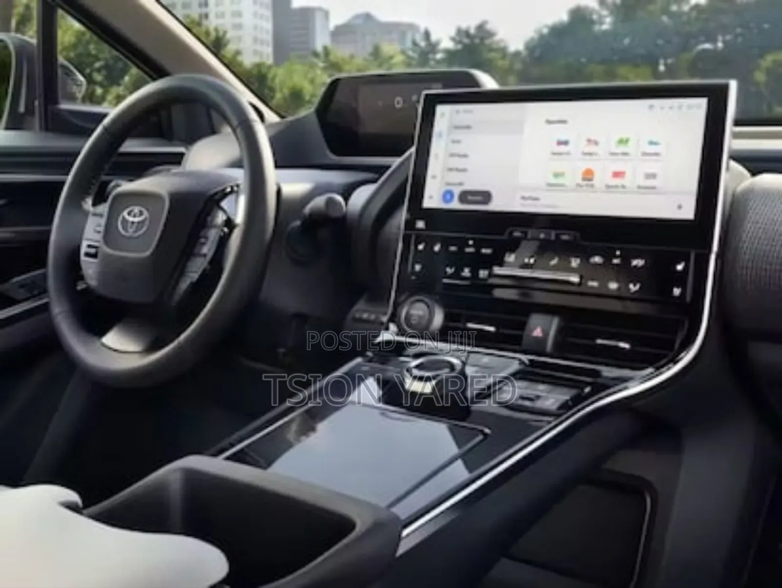 Toyota bZ4X 71.4 kWh AWD 2023 White