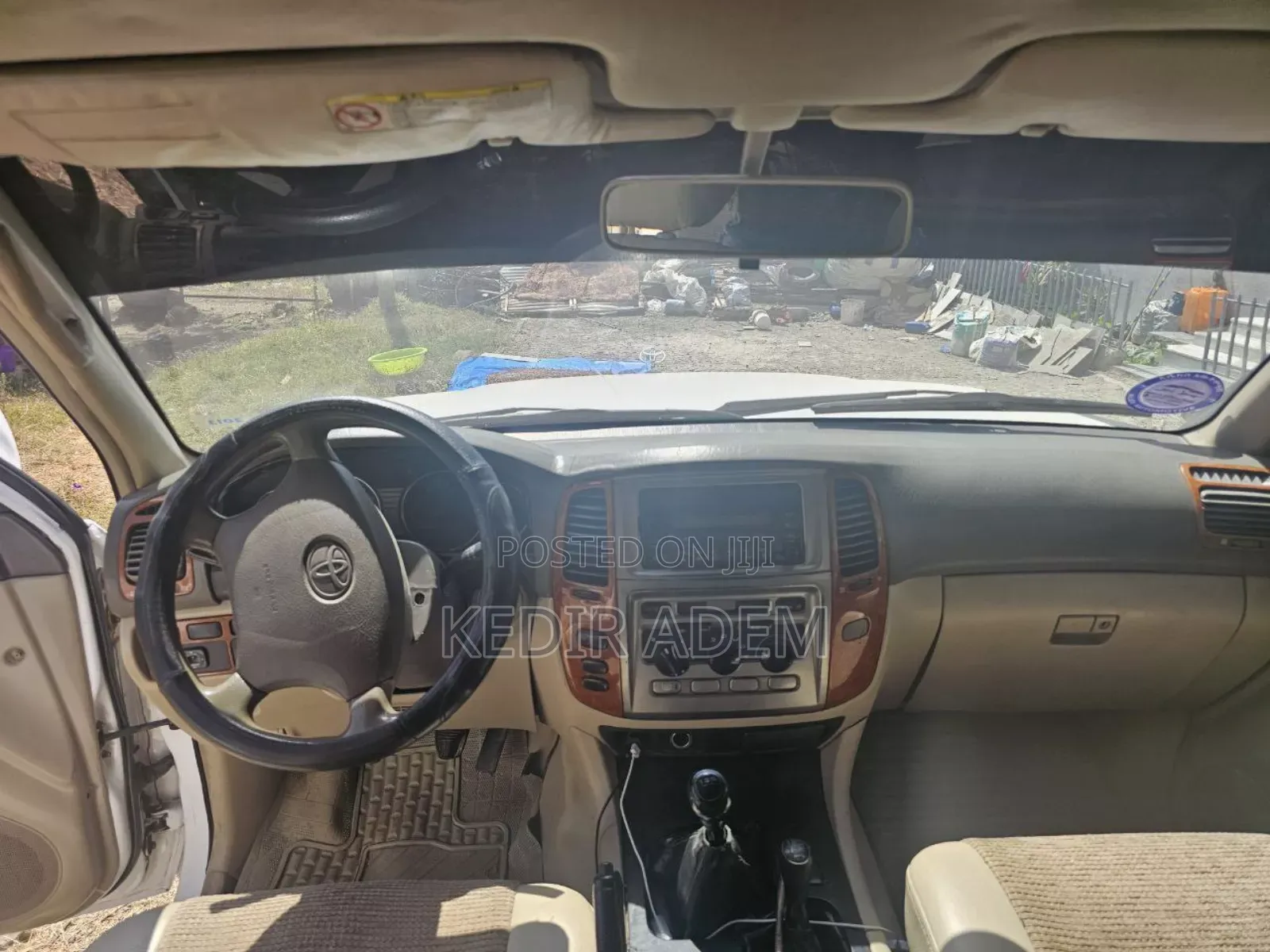 Toyota Land Cruiser 2005 White