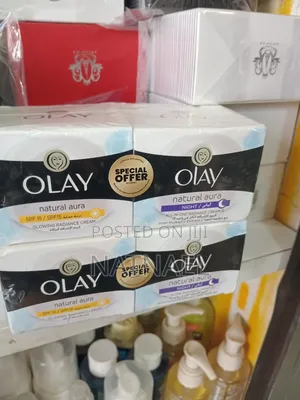 Olay Natural White Night Nourishing Repair Cream