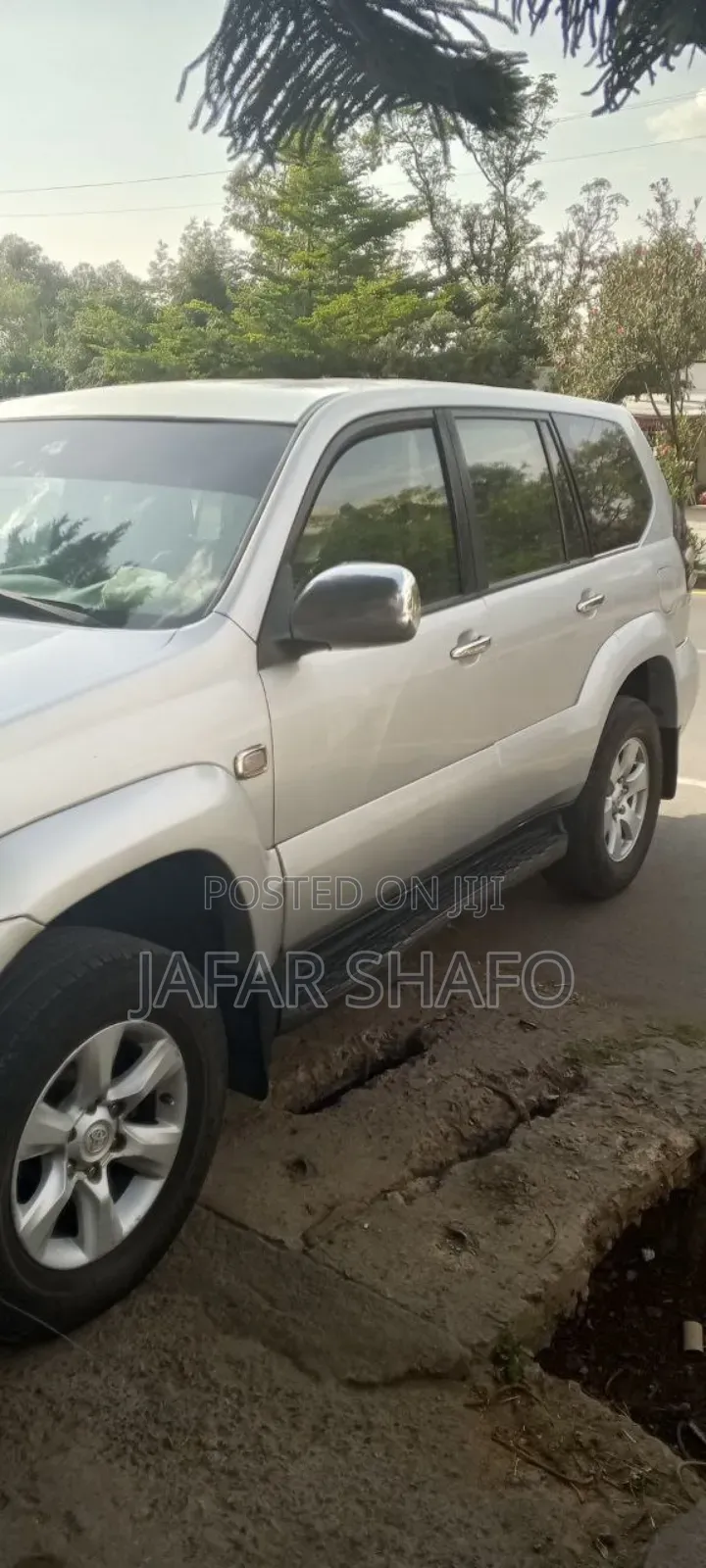 Toyota Land Cruiser 2006 Silver