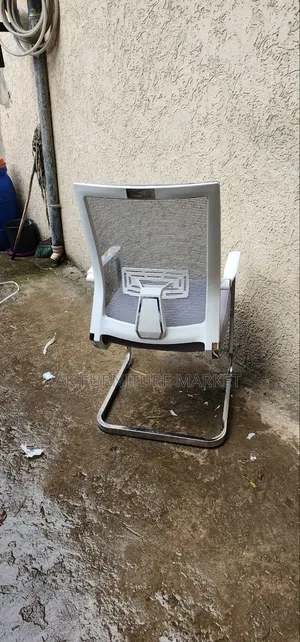 Comfortable Guests Chair