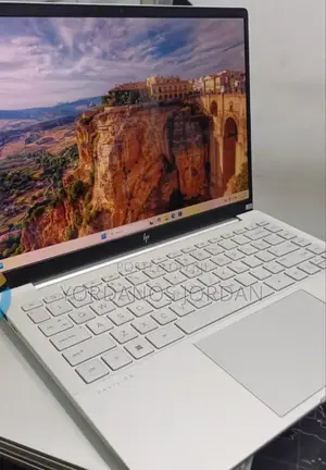 New Laptop HP Pavilion 14 16GB Intel Core I5 SSD 1T