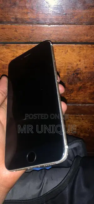 Apple iPhone 6s Plus 32 GB Gray