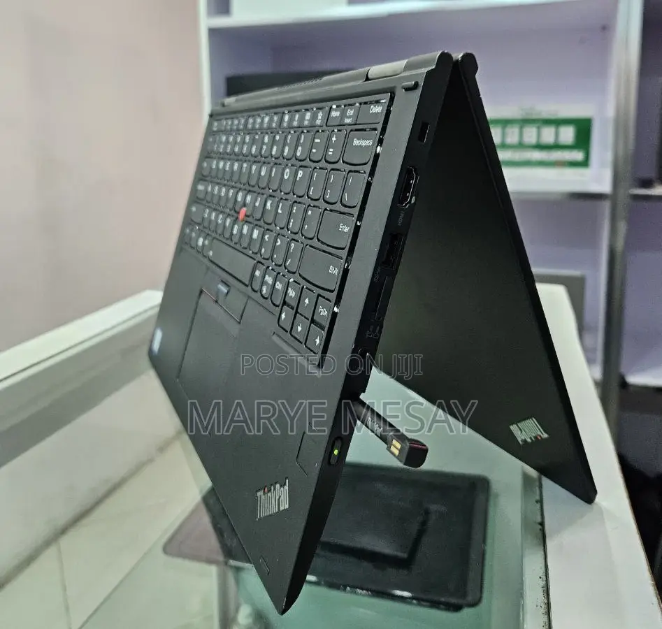 New Laptop Lenovo ThinkPad Yoga 370 8GB Intel Core I5 SSD 512GB