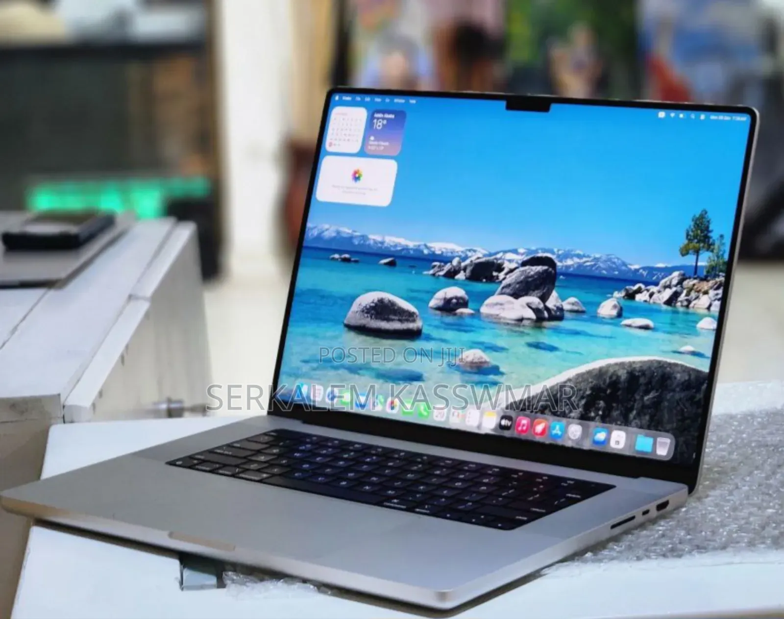 New Laptop Apple MacBook Pro 32GB Apple M1 SSD 512GB