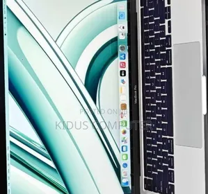 New Laptop Apple MacBook Pro 2022 M2 8GB Apple M2 SSD 256GB