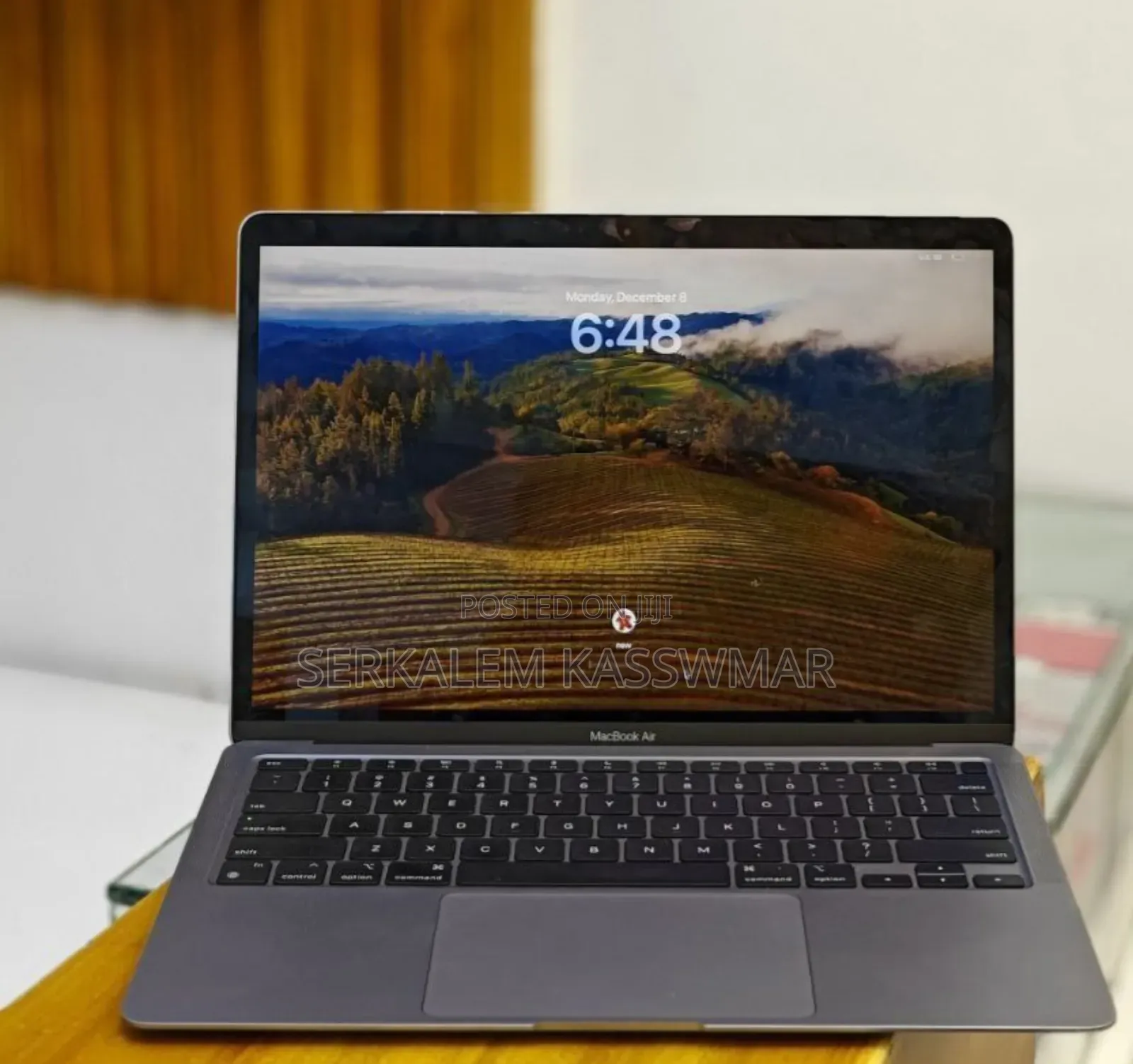 New Laptop Apple MacBook Air 2020 M1 8GB Apple M1 SSD 256GB