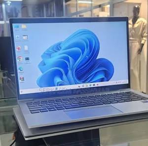 New Laptop HP EliteBook 840 G8 16GB Intel Core I7 SSD 512GB