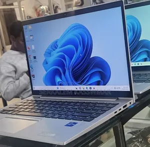 New Laptop HP EliteBook 840 G8 16GB Intel Core I7 SSD 512GB