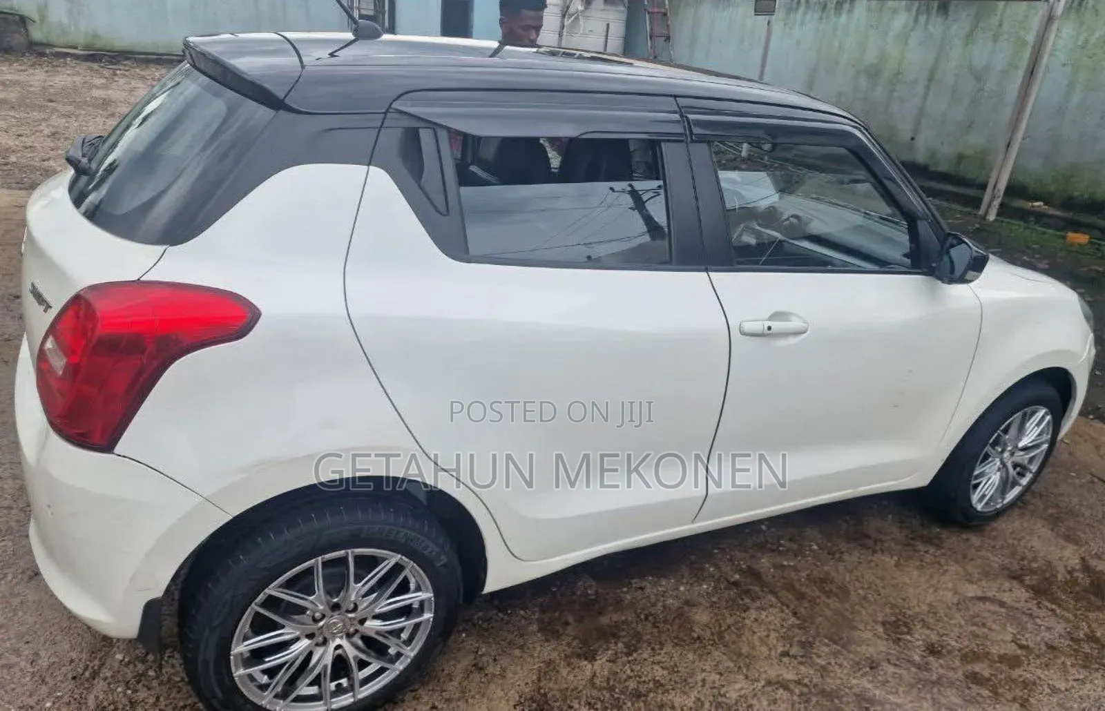 Suzuki Swift 2022 White